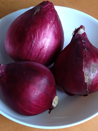 紫玉ねぎの食べ方 生以外のレシピもあり 加熱しても大丈夫 あずかりしる ブログ